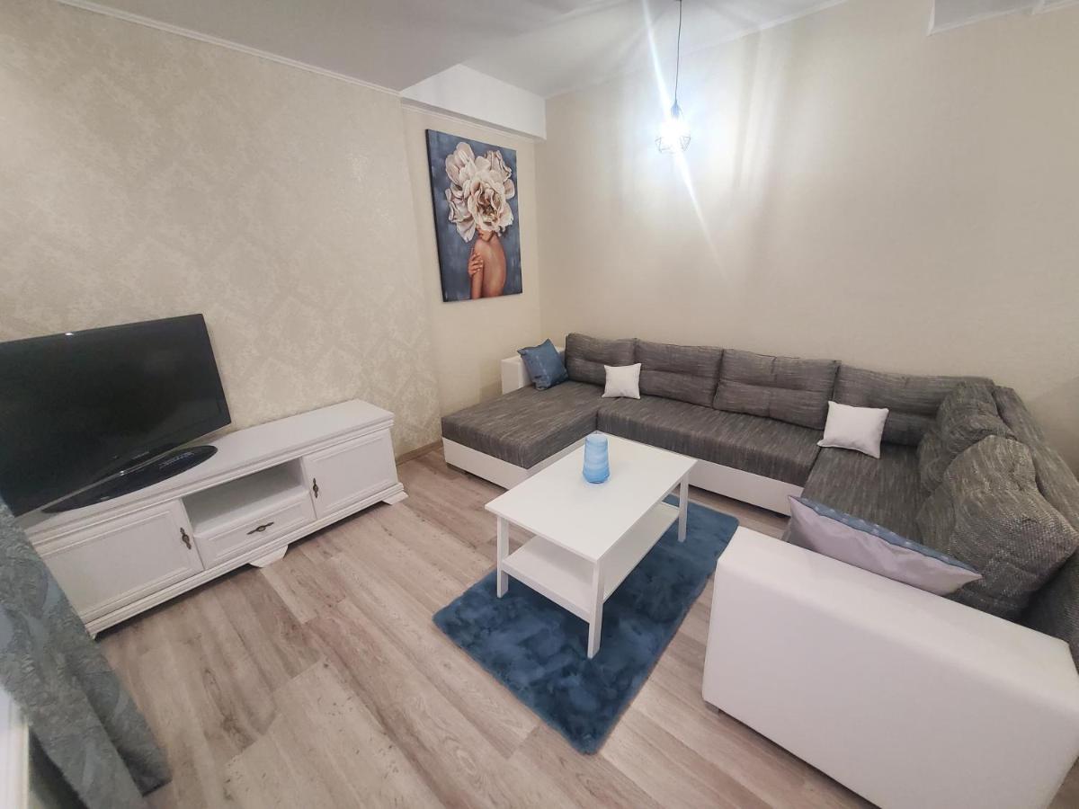 בוקרשט Morii Lake Special Apartment מראה חיצוני תמונה