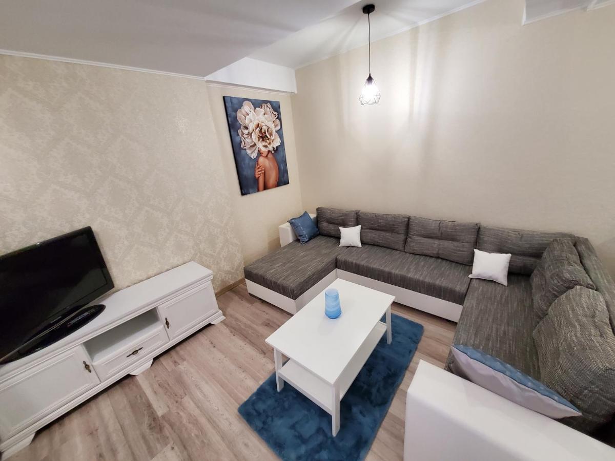 בוקרשט Morii Lake Special Apartment מראה חיצוני תמונה
